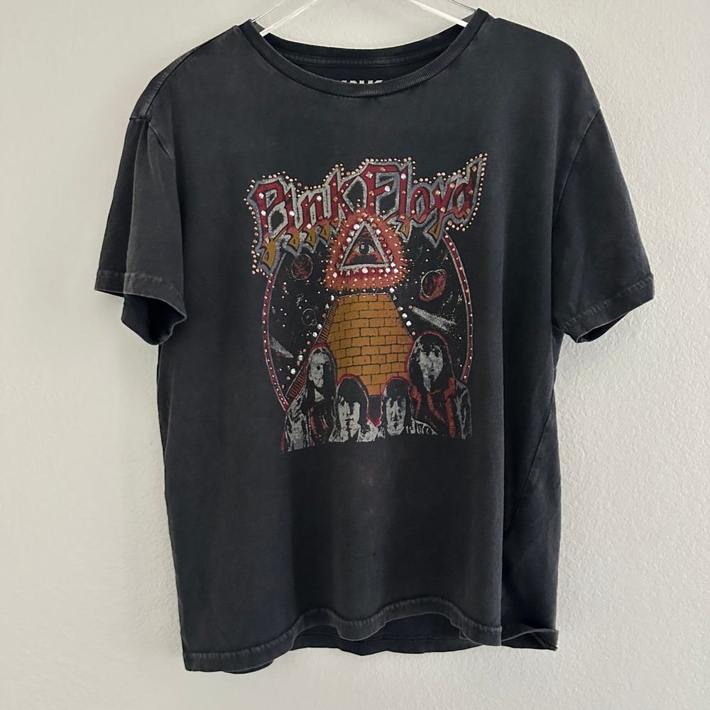 Lucky Brand Pink Floyd Studs Boyfriend Tee T-Shirt M Black Faded Rock Cotton - Picture 2 of 10
